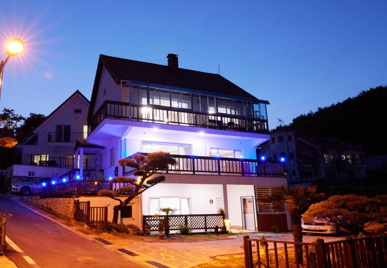 Herkules Namhae German Village Exterior photo