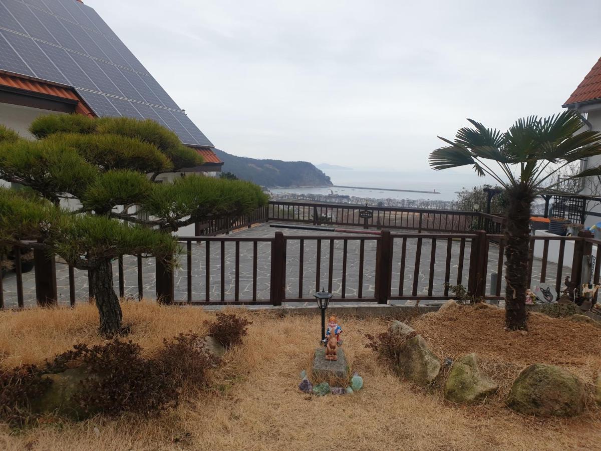 Herkules Namhae German Village Exterior photo